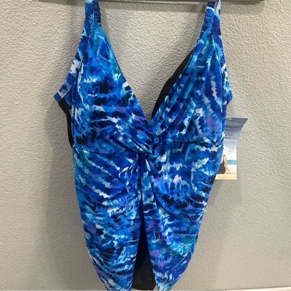 MIRACLE SUIT Dream Shaper Blue Patterned Women's One Piece Swimsuit Size 14 NWT - Picture 6 of 9